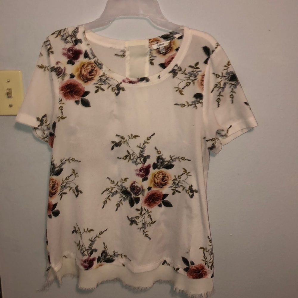 lace flower blouse!